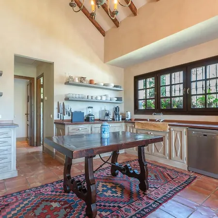 Casa Sol. Encantadora Con Piscina