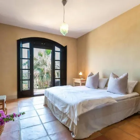 Casa Sol Encantadora Con Piscina