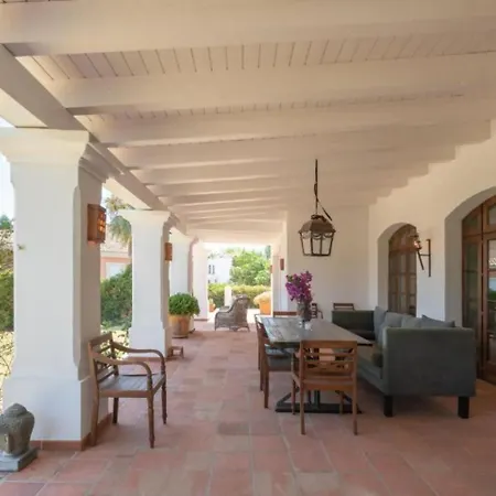 Casa Sol Encantadora Con Piscina マルベーリャ