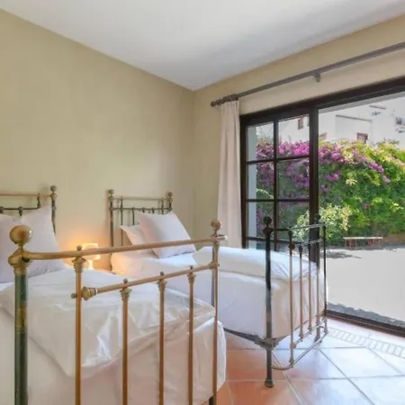 Casa Sol Encantadora Con Piscina