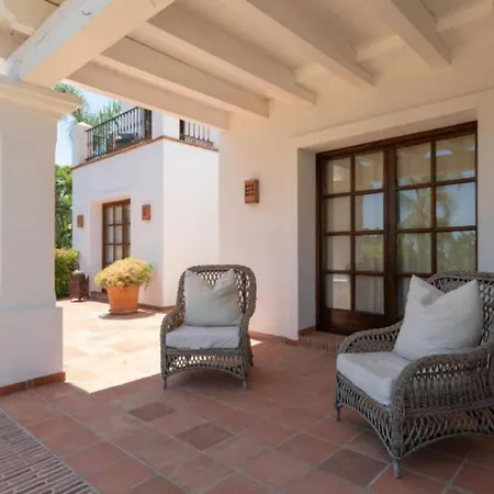 Casa Sol Encantadora Con Piscina * ماربيا